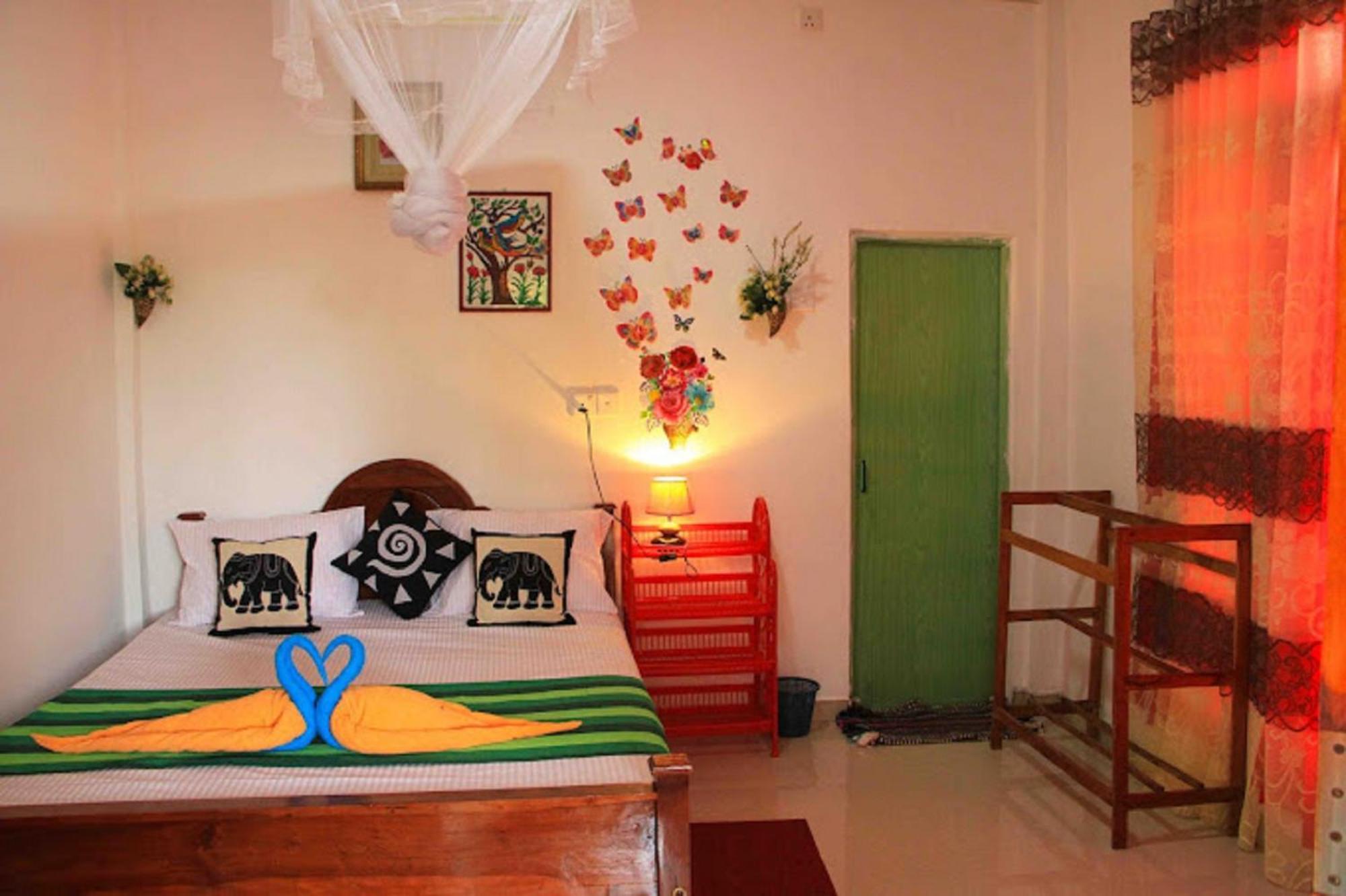 Nelum Home Stay シギリヤ エクステリア 写真